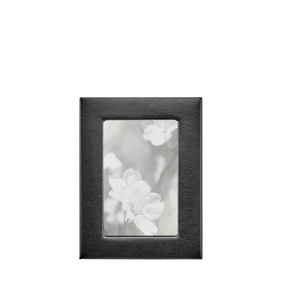 Personalized Leather Frames | 2 Week Delivery - Image 5