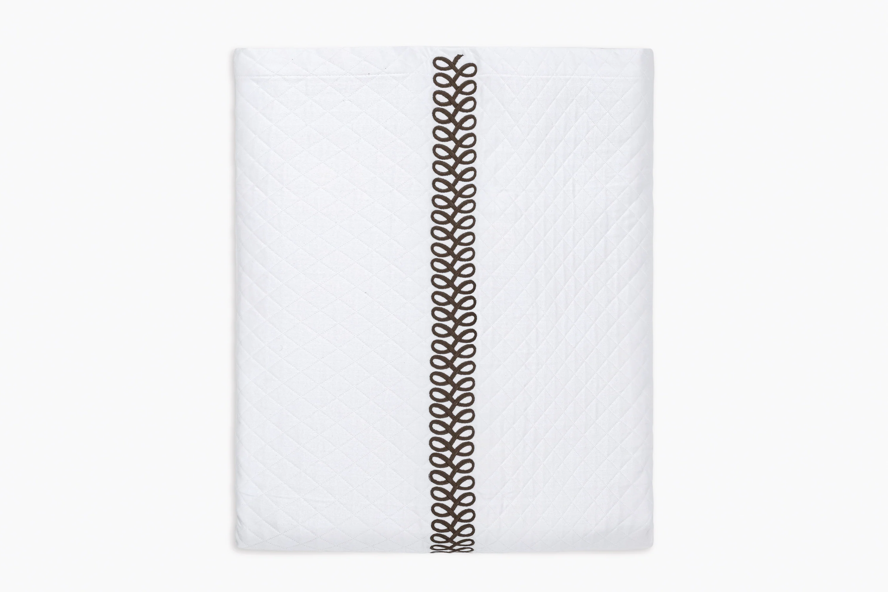 Astor Braid Matelassé Coverlet - Image 6