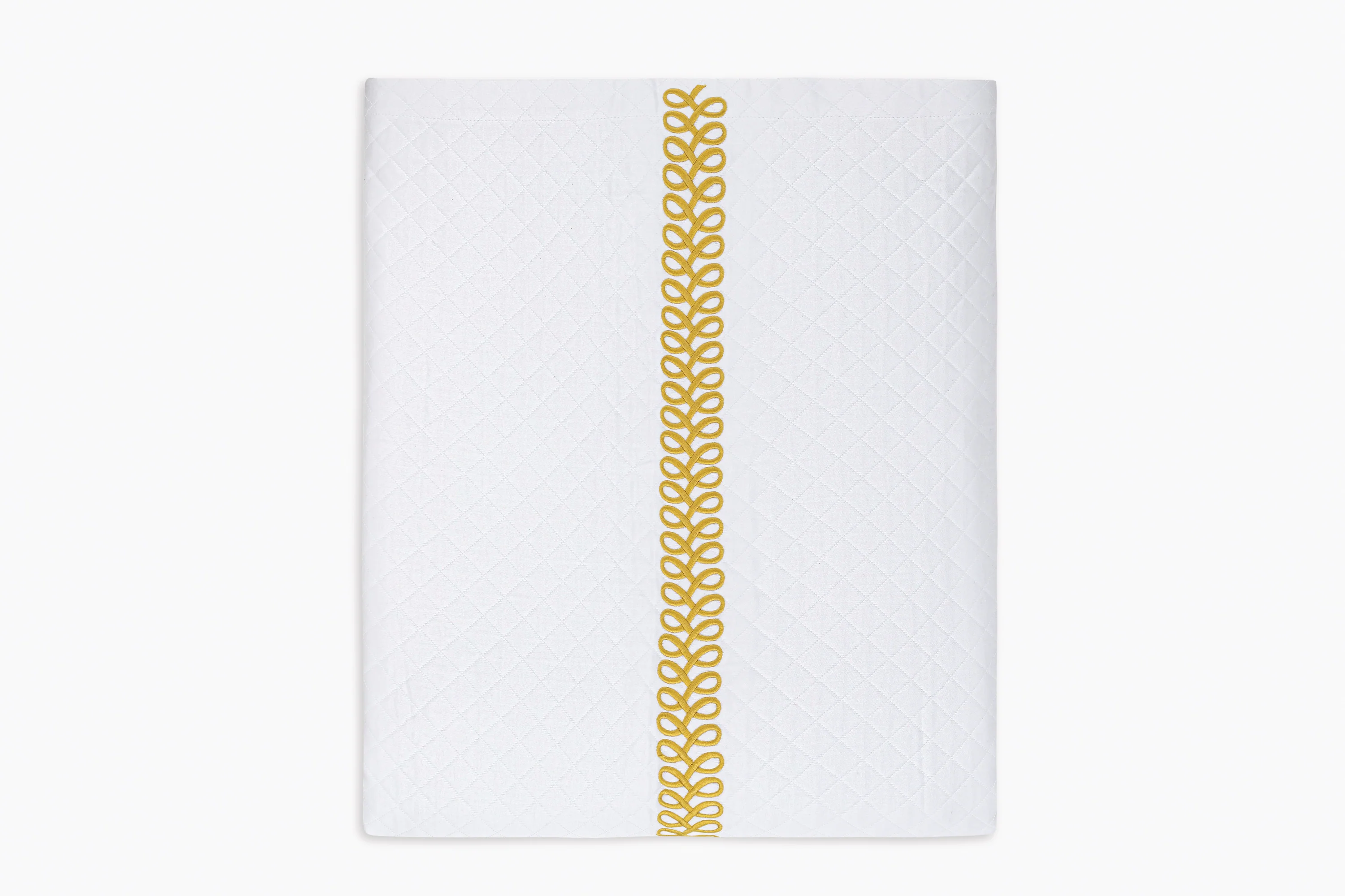 Astor Braid Matelassé Coverlet - Image 8
