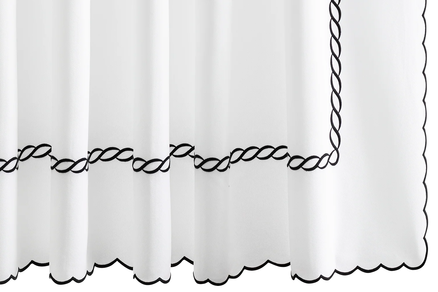 Classic Chain Scallop Shower Curtain - Image 2