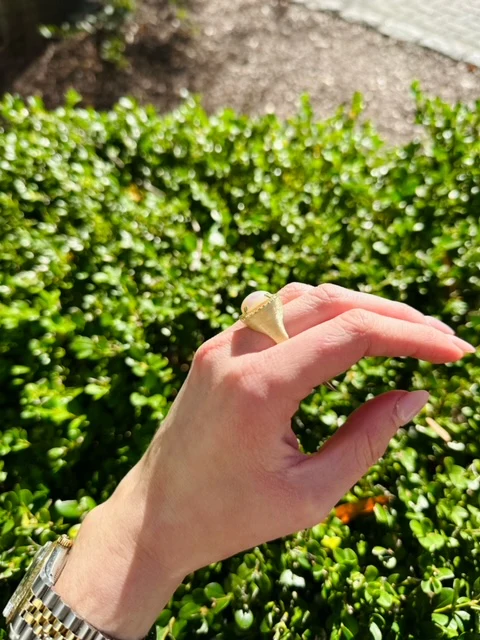 Mabe Pearl and Diamond Ring - Image 3