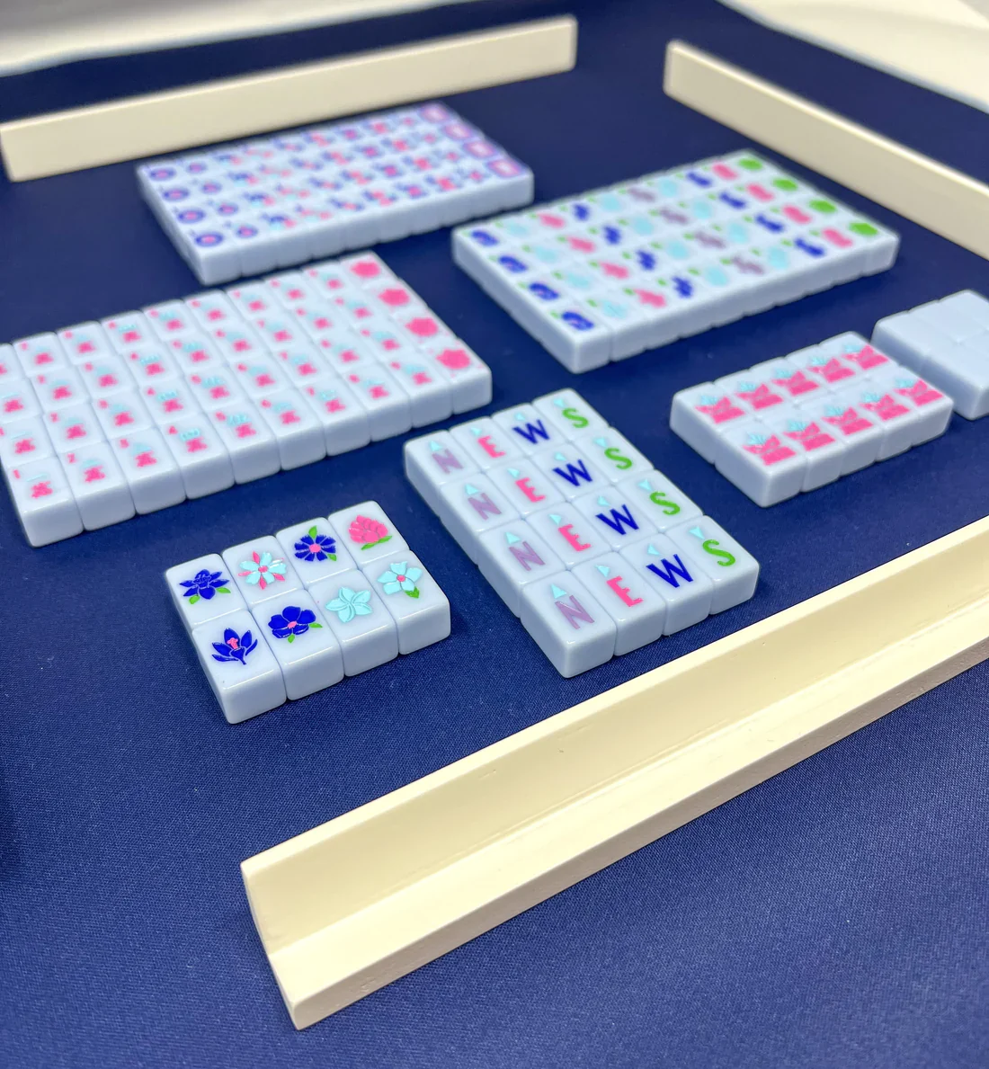 Parisian Mahjong Travel Set - Image 3