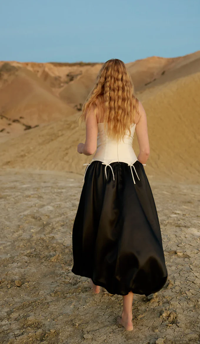 Marguerite Gown in Nero Antique - Image 2