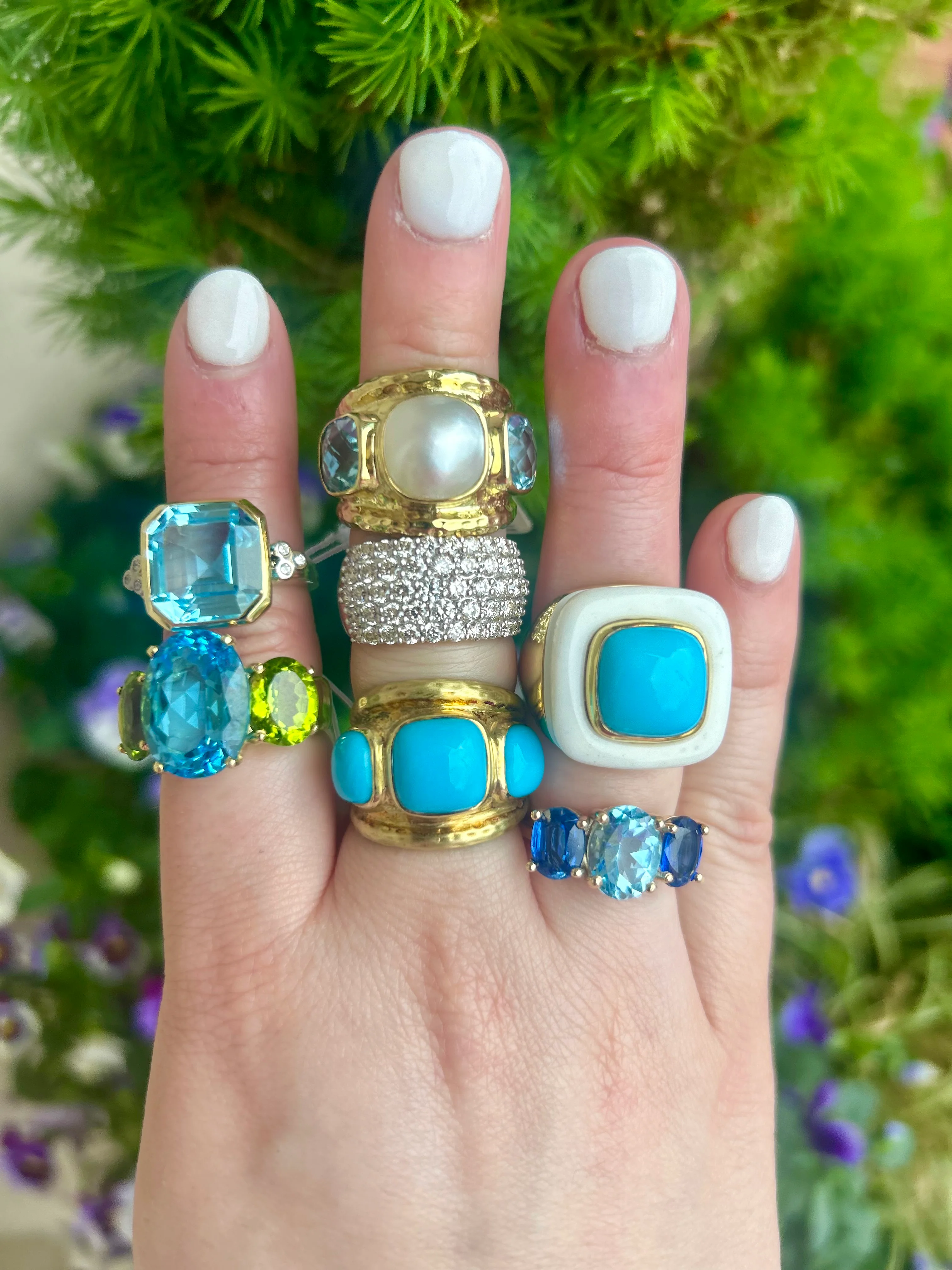 14kt Octagon Blue Topaz .09ct Diamond Ring - Image 3