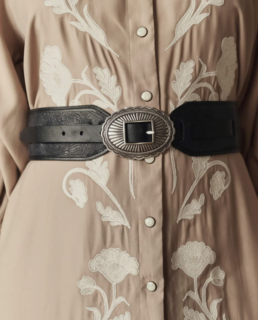 The Tooled Waist Belt | Black Leather - Image 3