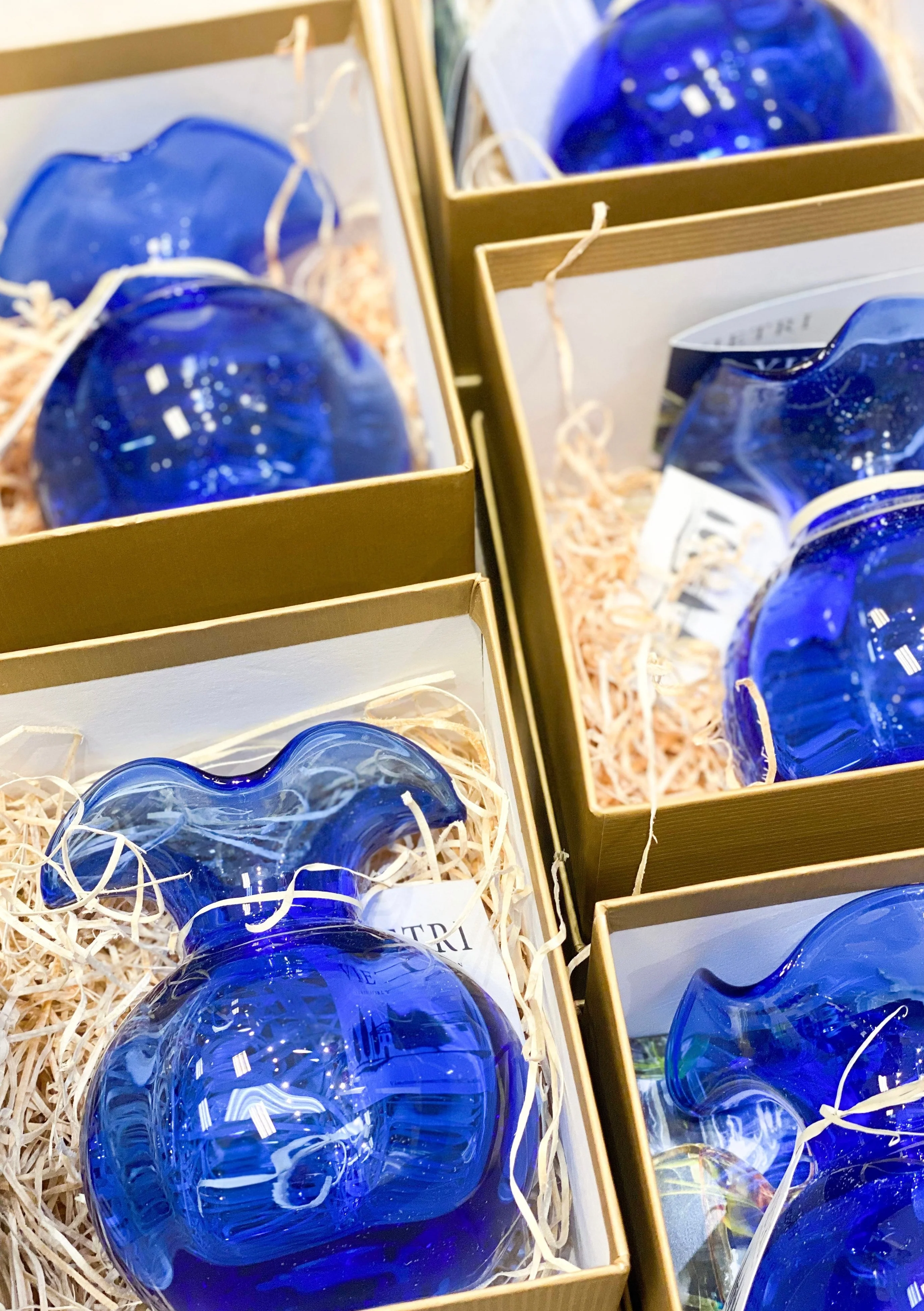 Hibiscus Bud Vases - Image 7